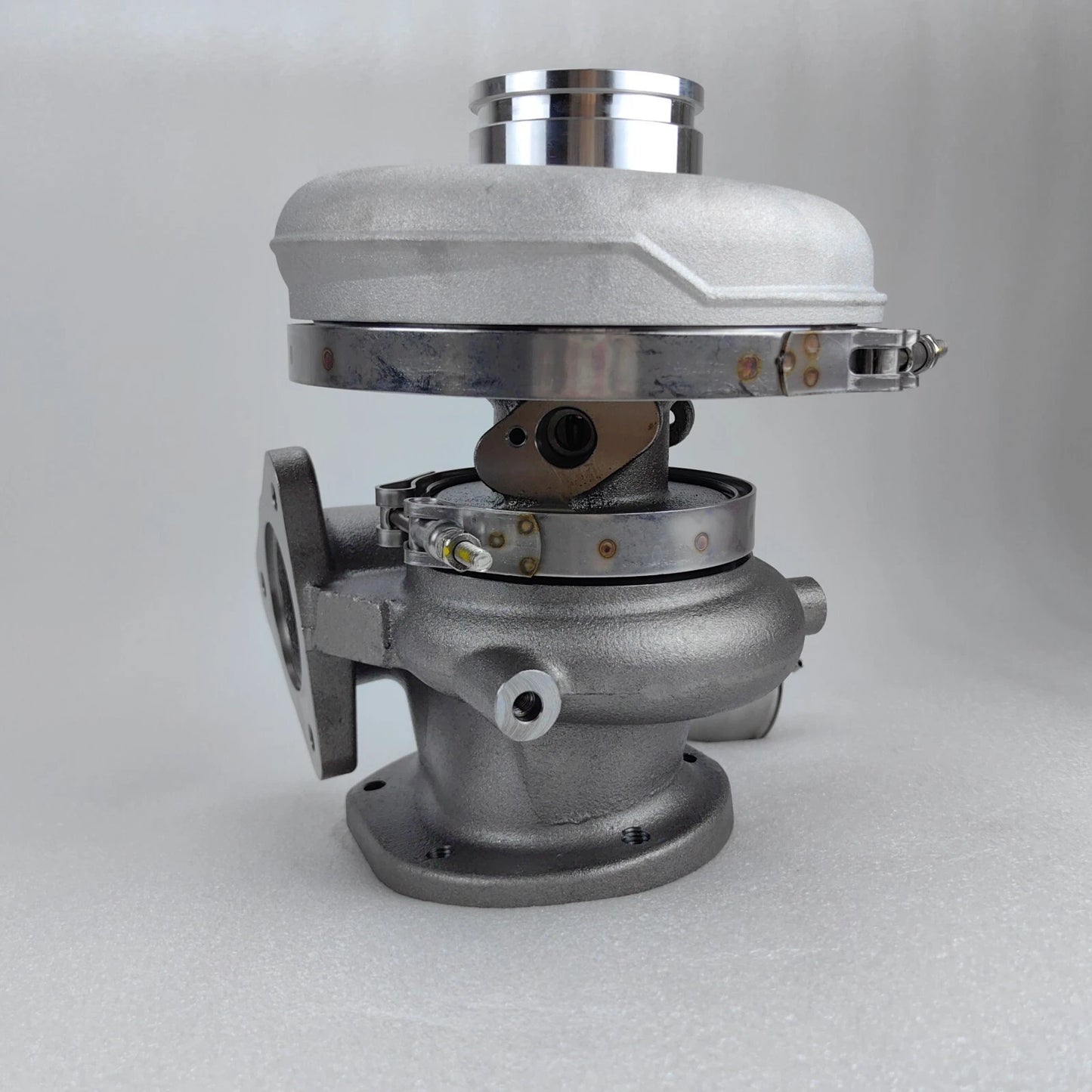 High Pressure Turbo For Navistar MaxxForce 5011054R92 12709700075 B2XG