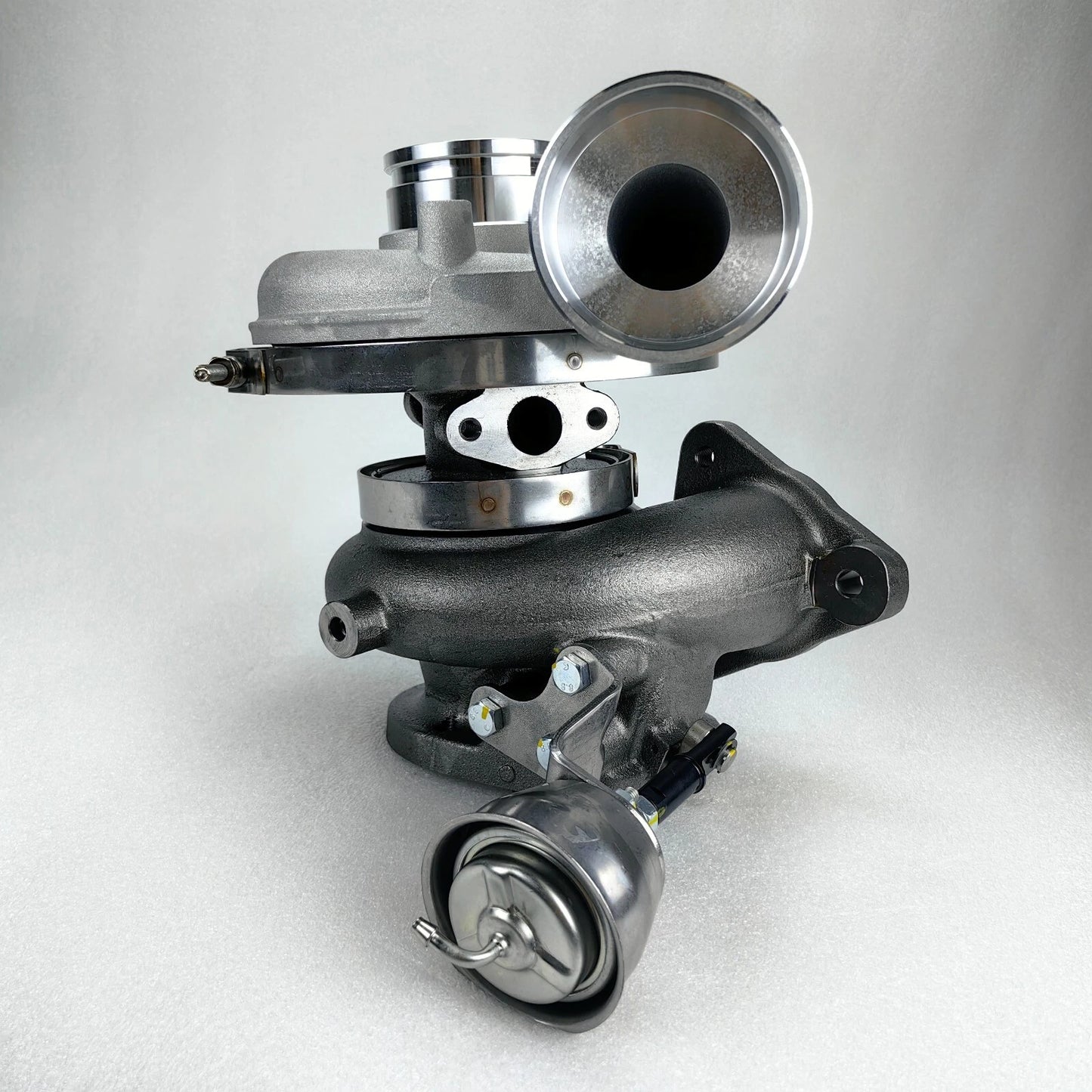 High Pressure Turbo For Navistar MaxxForce 5011054R92 12709700075 B2XG